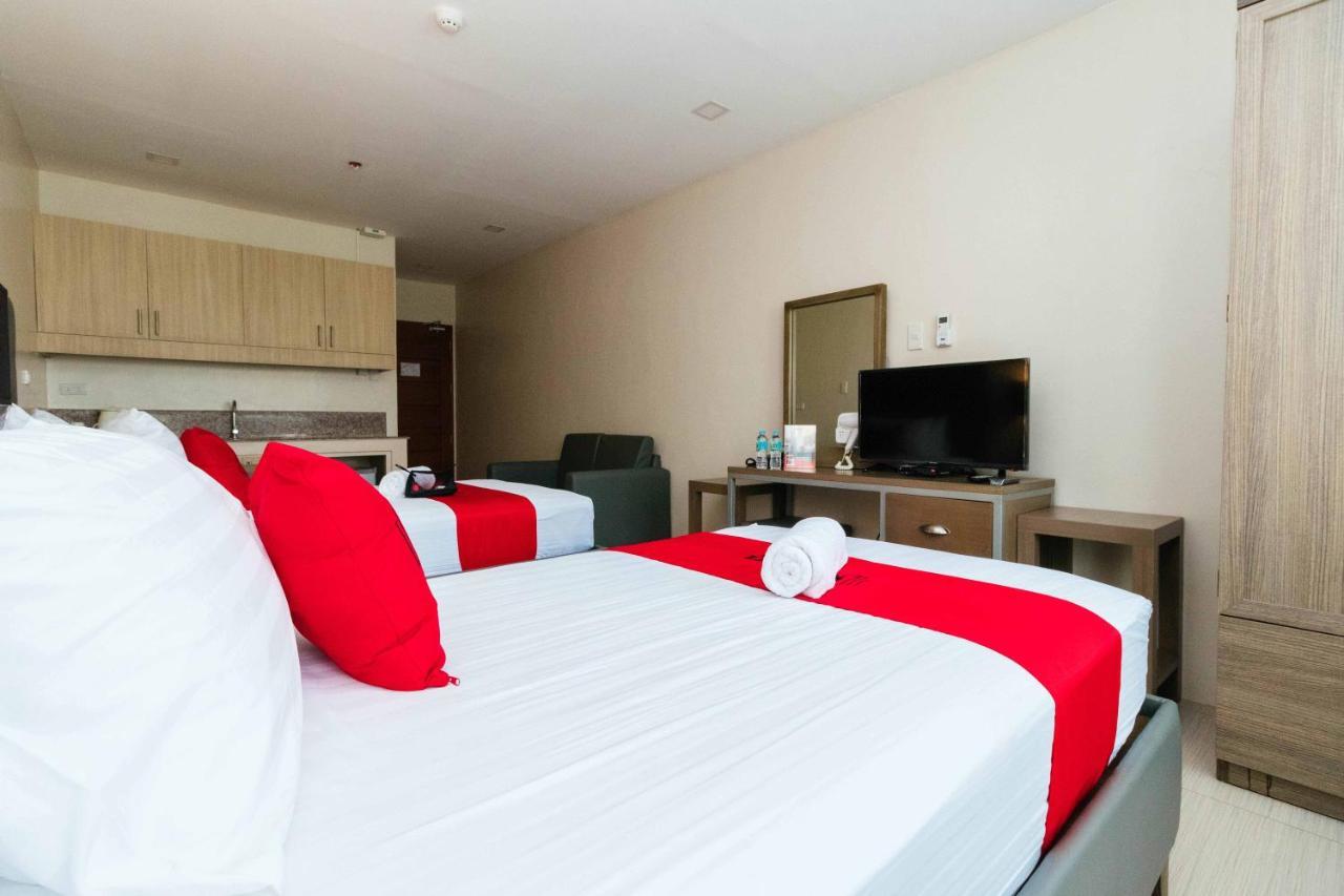 Reddoorz Premium @ Sampaloc Makati Hotel Makati City Buitenkant foto