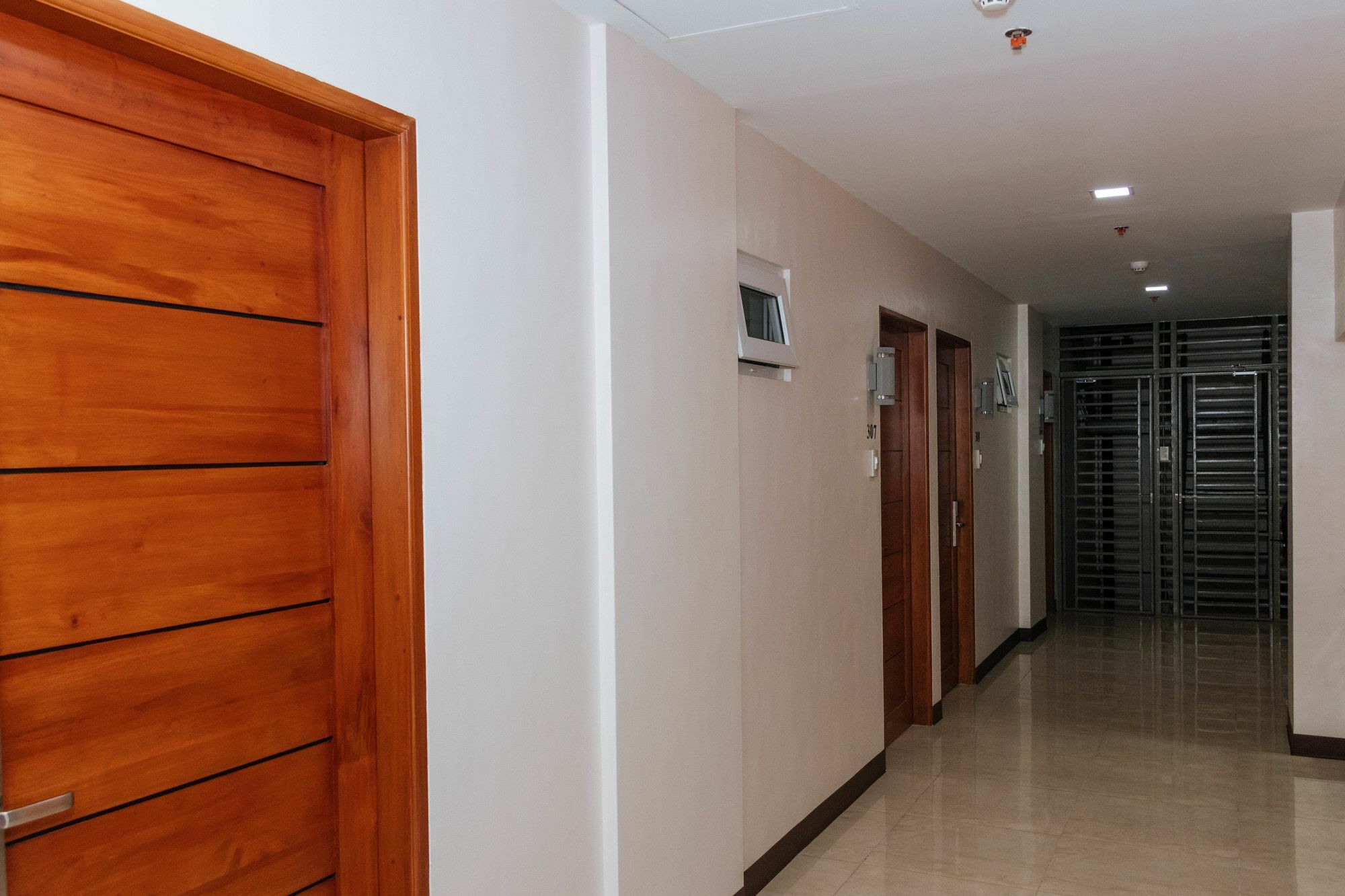 Reddoorz Premium @ Sampaloc Makati Hotel Makati City Buitenkant foto